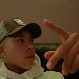 Meet your Posher, Omar